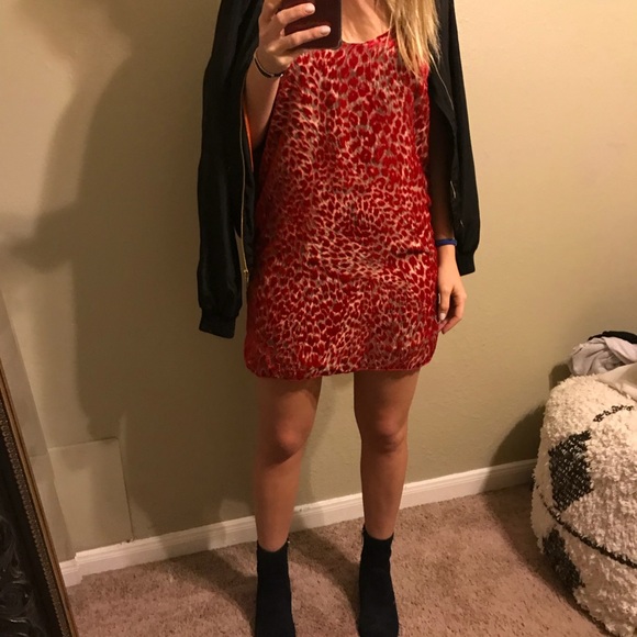 Red animal print dress - Picture 2 of 3